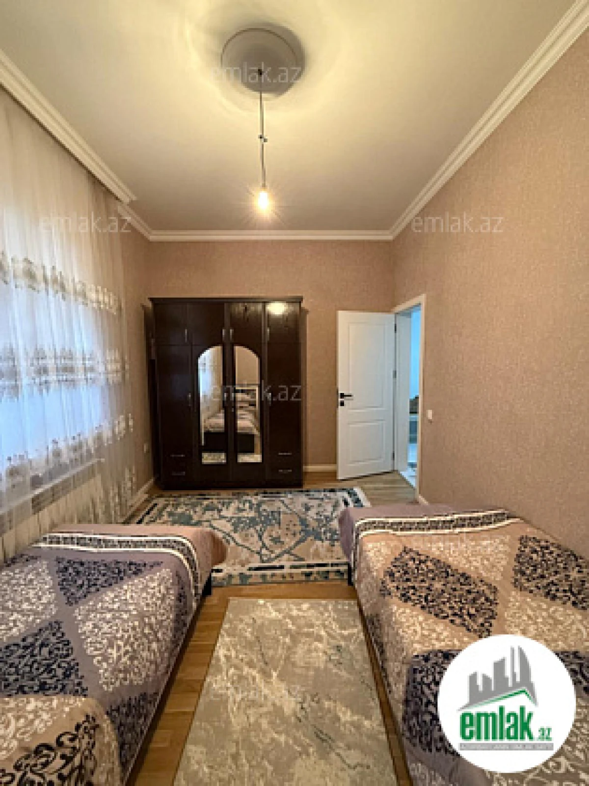 Satılır 4 otaqlı həyət evi 130 m²