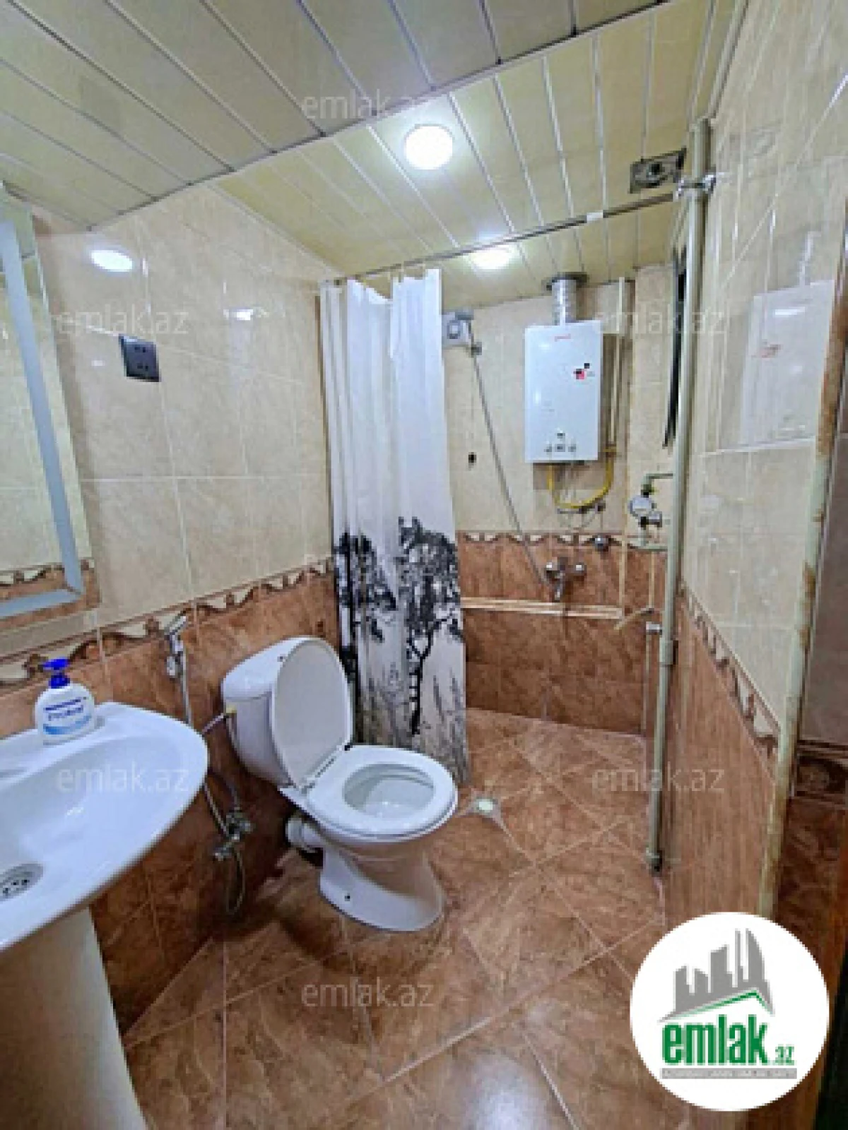 Satılır 4 otaqlı köhnə tikili 80 m²