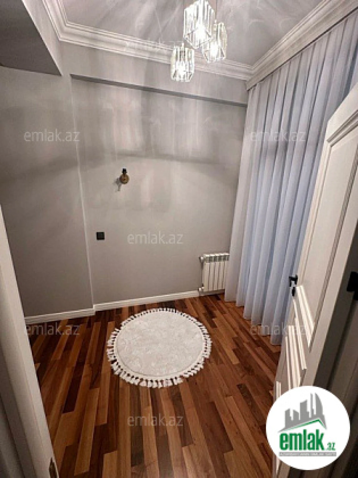 Satılır 3 otaqlı yeni tikili 105 m²