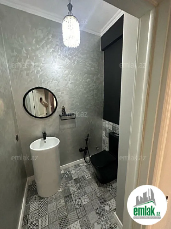 Satılır 3 otaqlı yeni tikili 105 m²