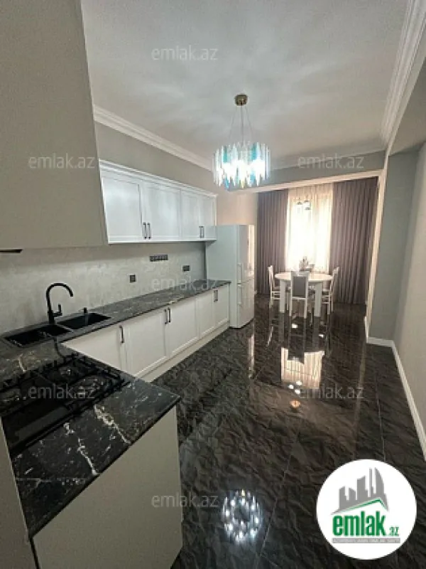 Satılır 3 otaqlı yeni tikili 105 m²