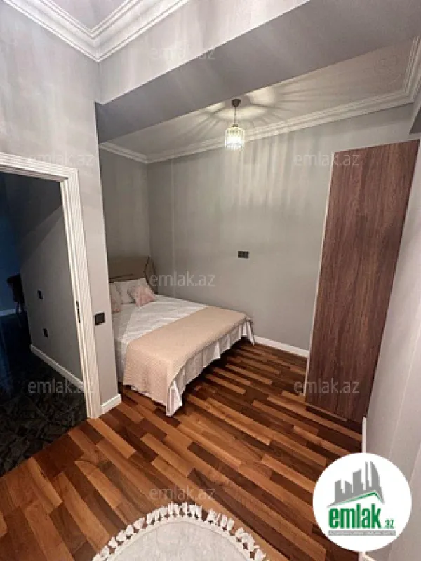 Satılır 3 otaqlı yeni tikili 105 m²