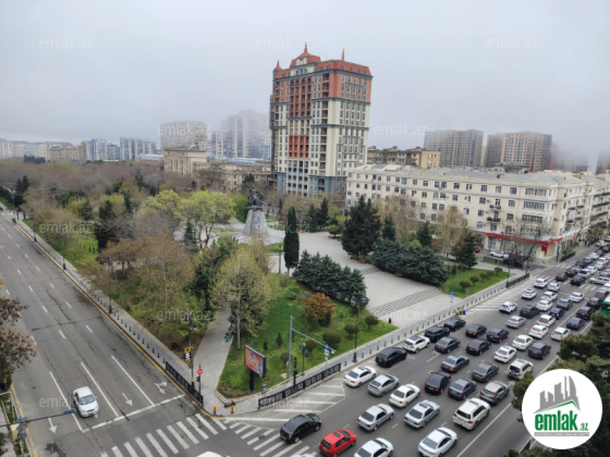 Satılır 3 otaqlı yeni tikili 105 m²