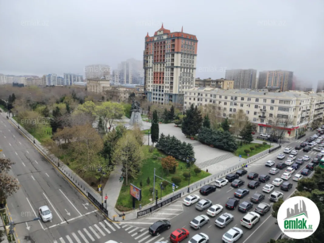 Satılır 3 otaqlı yeni tikili 105 m²