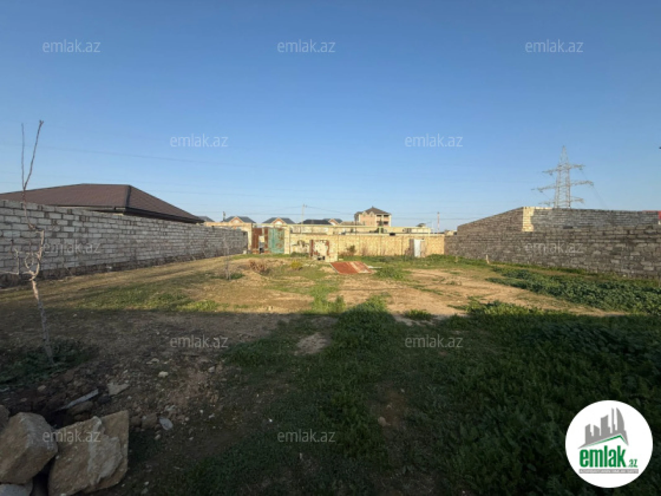 Satılır torpaq sahəsi 8 m²