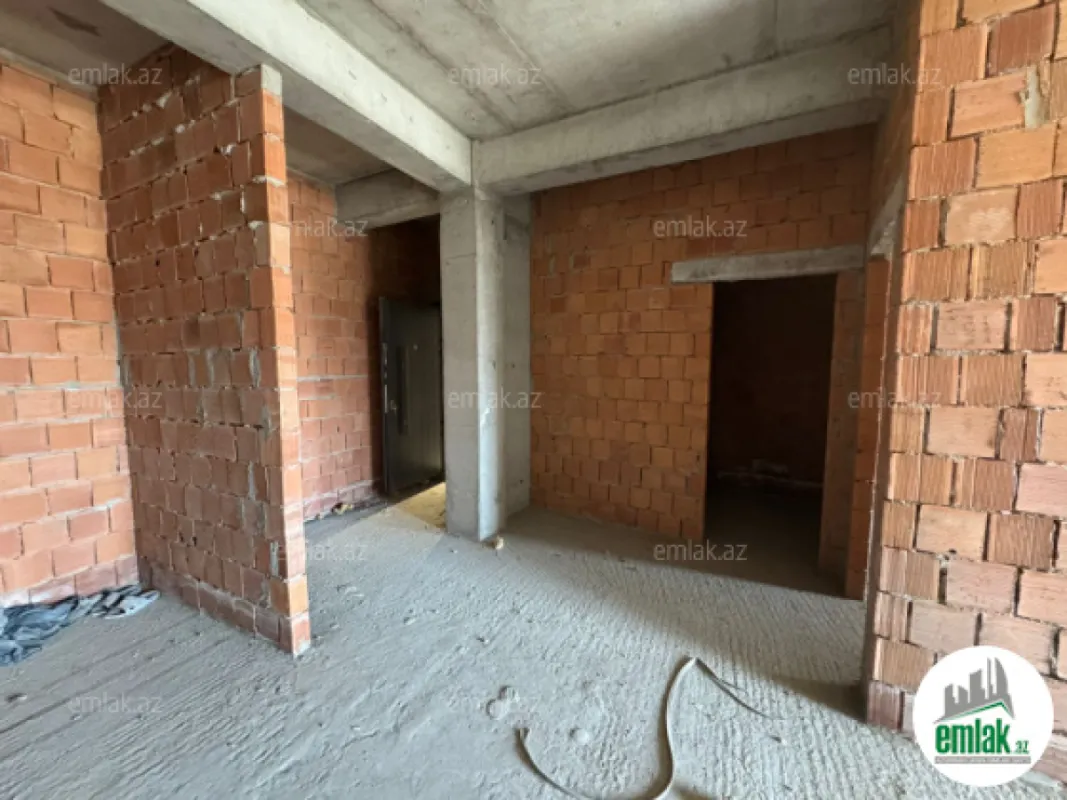 Satılır 2 otaqlı yeni tikili 90 m²
