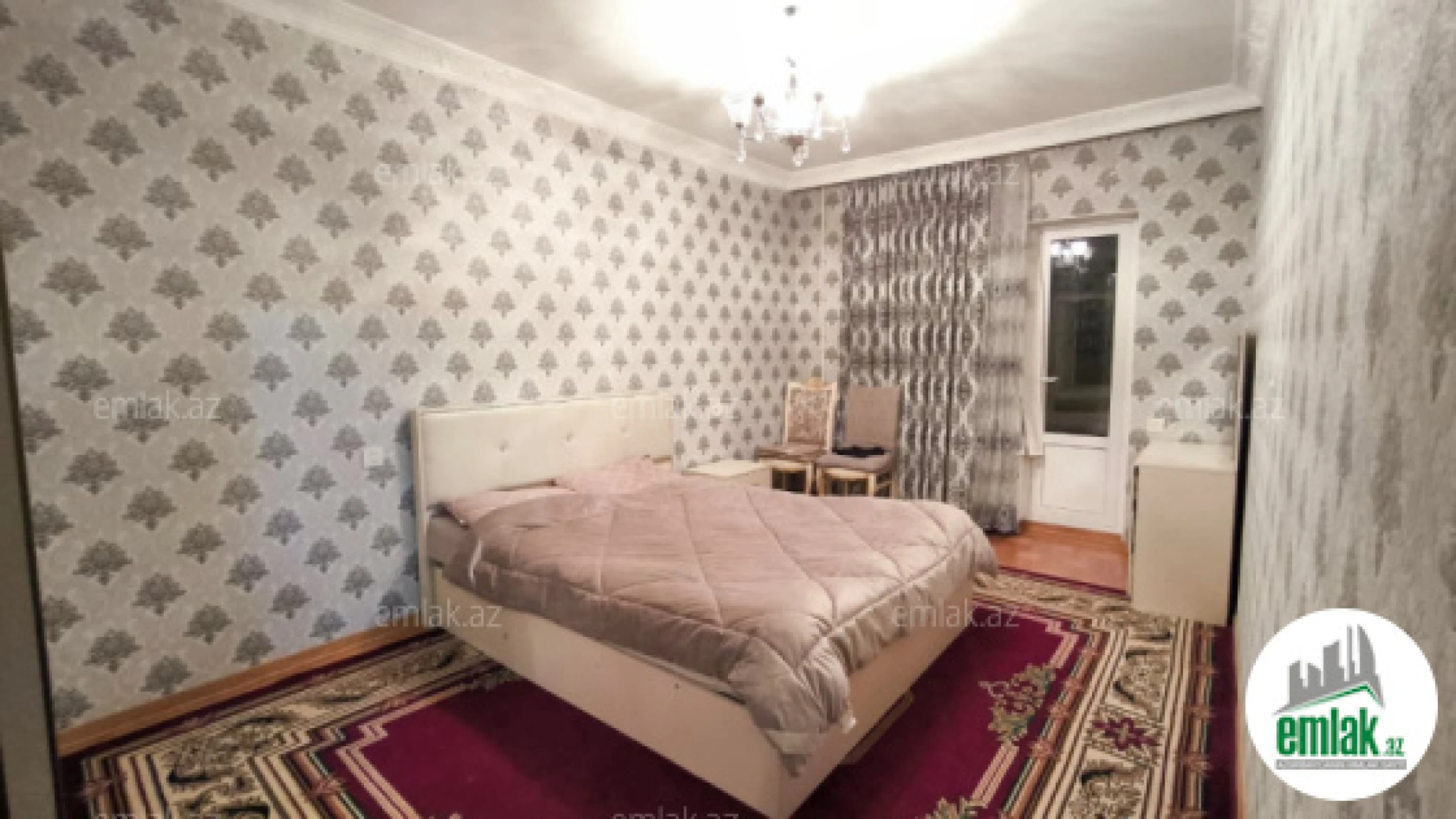 Satılır 3 otaqlı köhnə tikili 85 m²