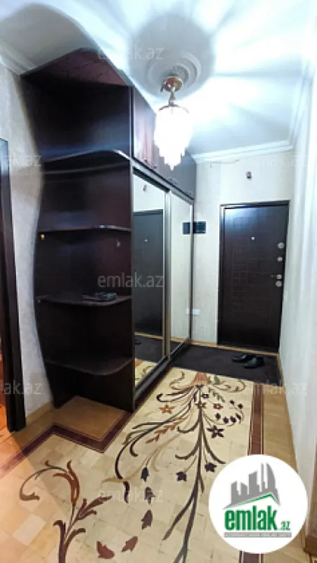 Satılır 3 otaqlı köhnə tikili 85 m²