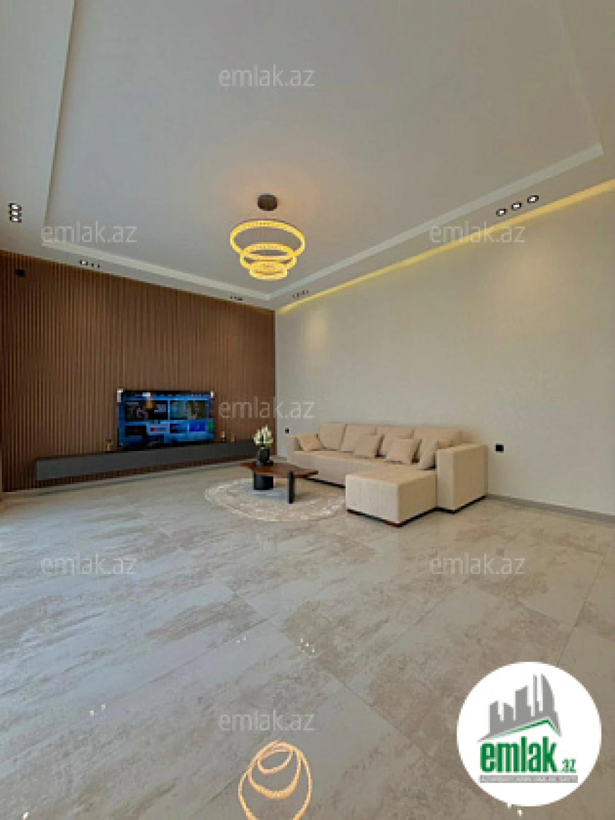 Satılır 4 otaqlı mənzil 170 m²