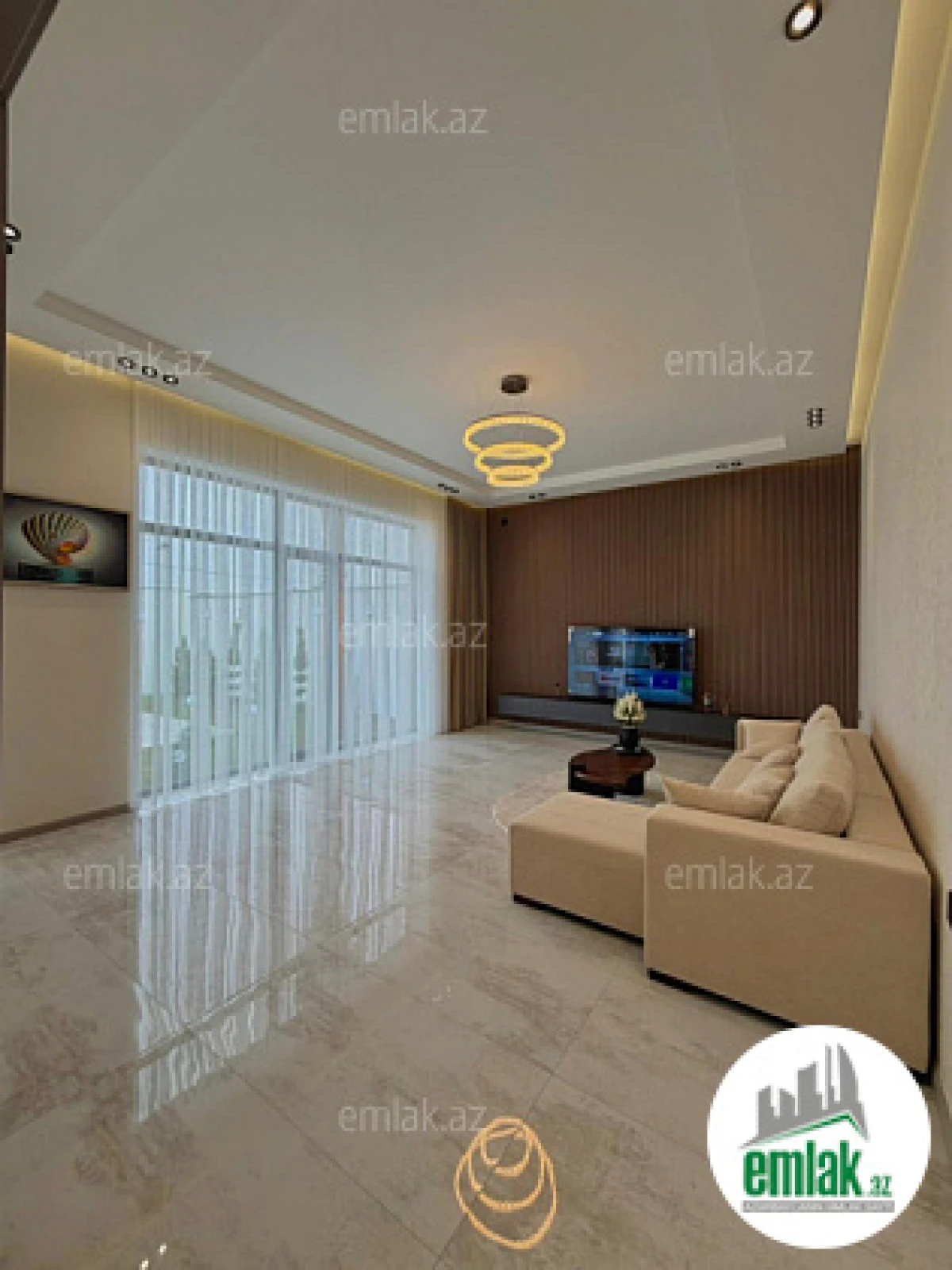 Satılır 4 otaqlı mənzil 170 m²