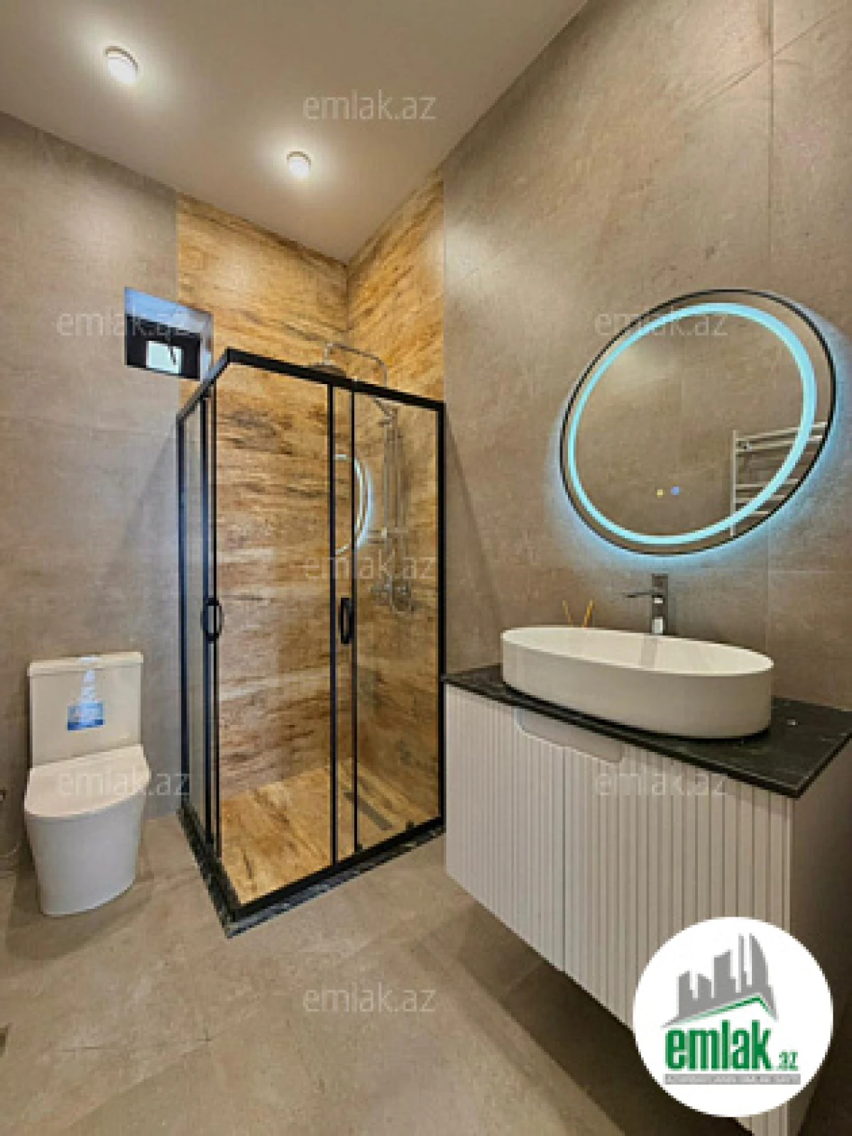 Satılır 4 otaqlı mənzil 170 m²