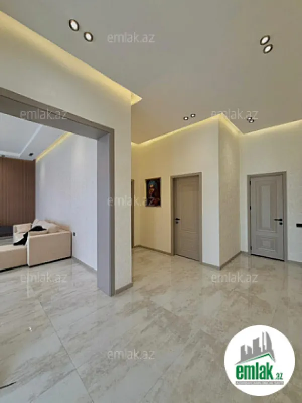 Satılır 4 otaqlı mənzil 170 m²