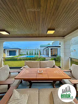 Satılır 5 otaqlı mənzil 300 m²