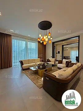 Satılır 5 otaqlı mənzil 300 m²
