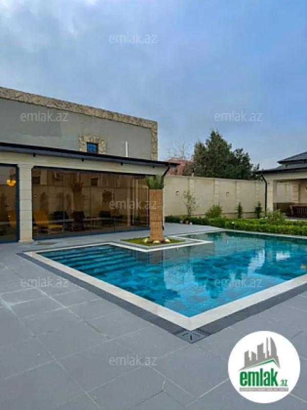 Satılır 5 otaqlı mənzil 300 m²