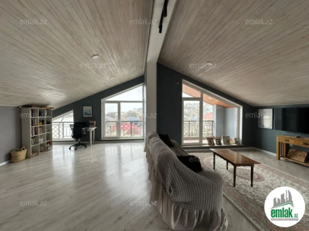 Satılır 13 otaqlı həyət evi 500 m²
