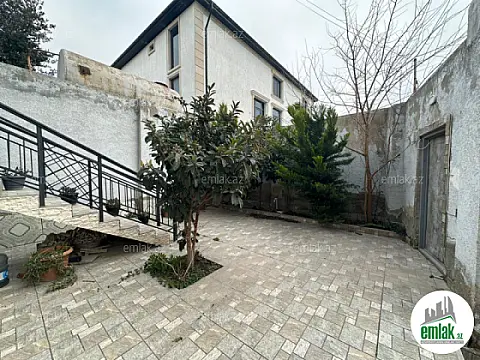 Satılır 13 otaqlı həyət evi 500 m²