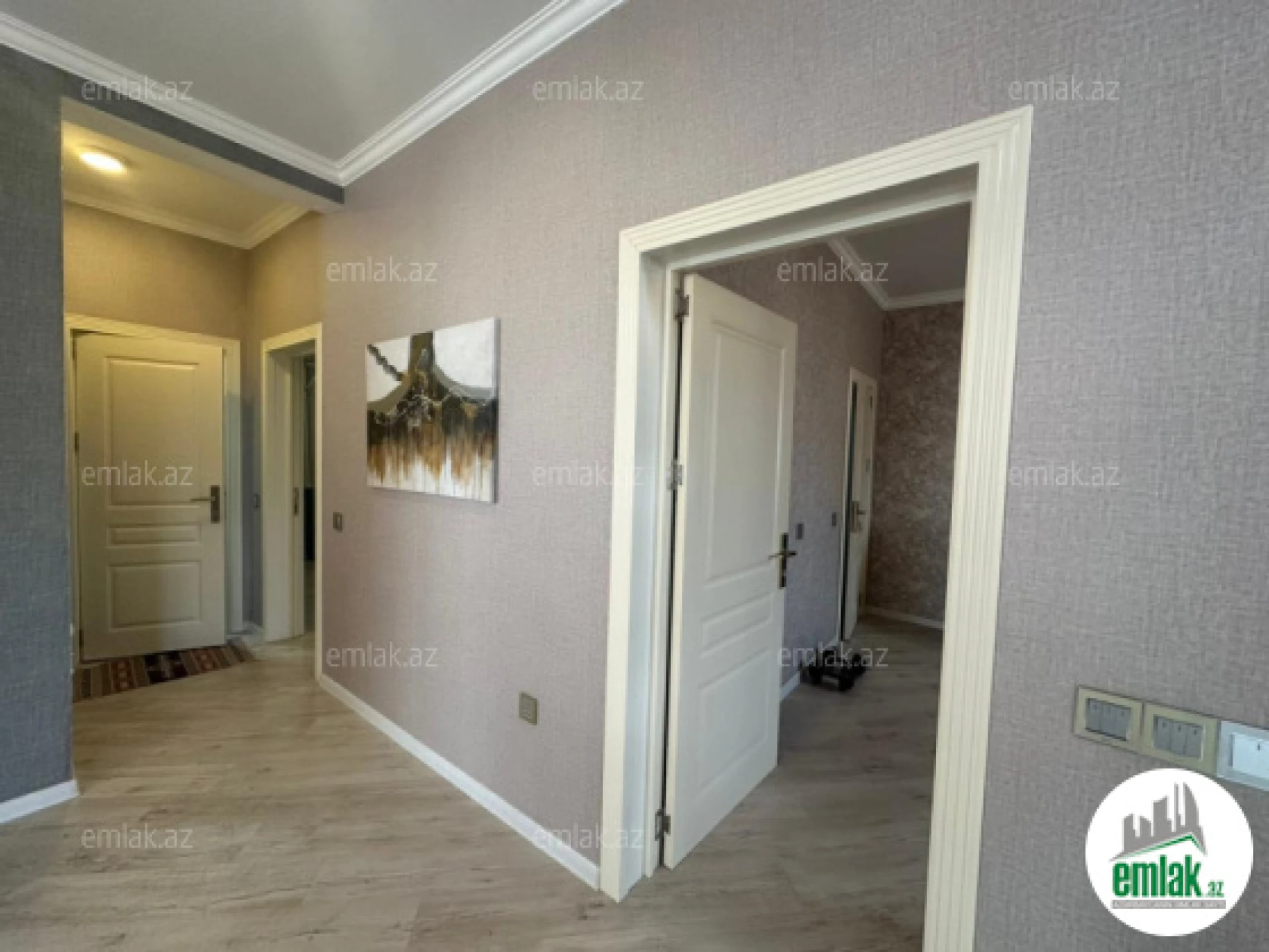 Satılır 13 otaqlı həyət evi 500 m²