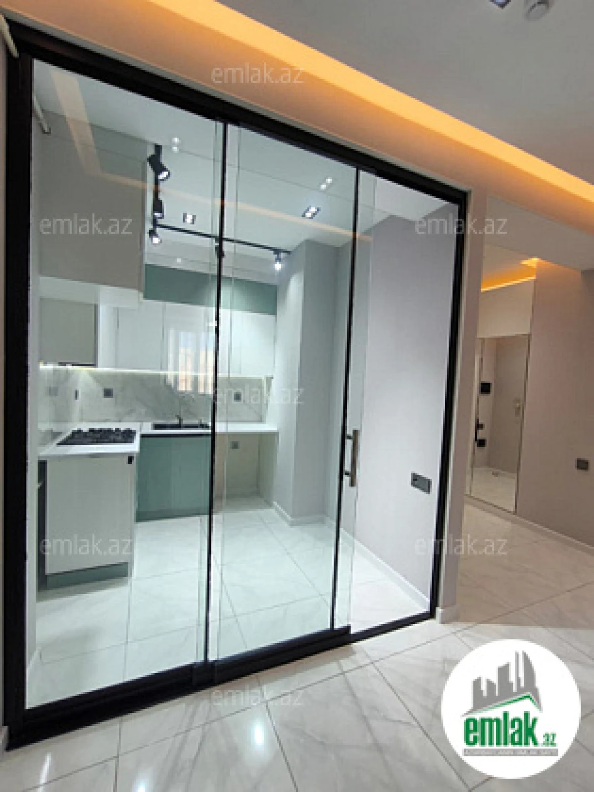 Satılır 3 otaqlı yeni tikili 87 m²