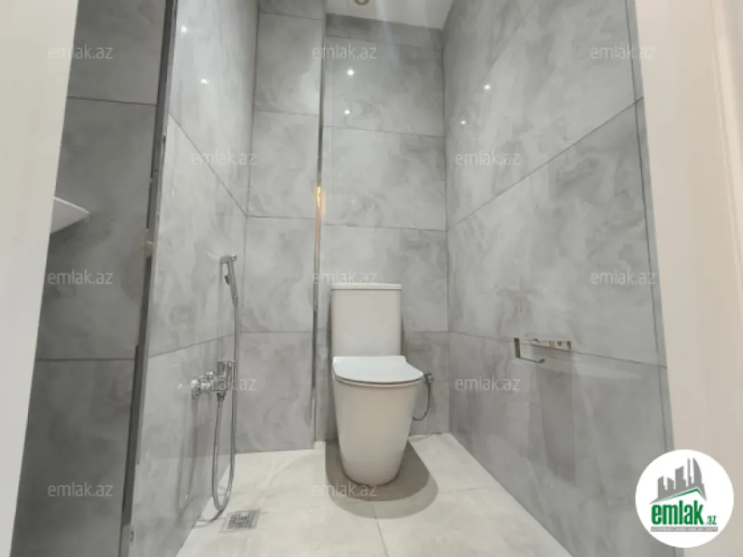 Satılır 3 otaqlı yeni tikili 87 m²