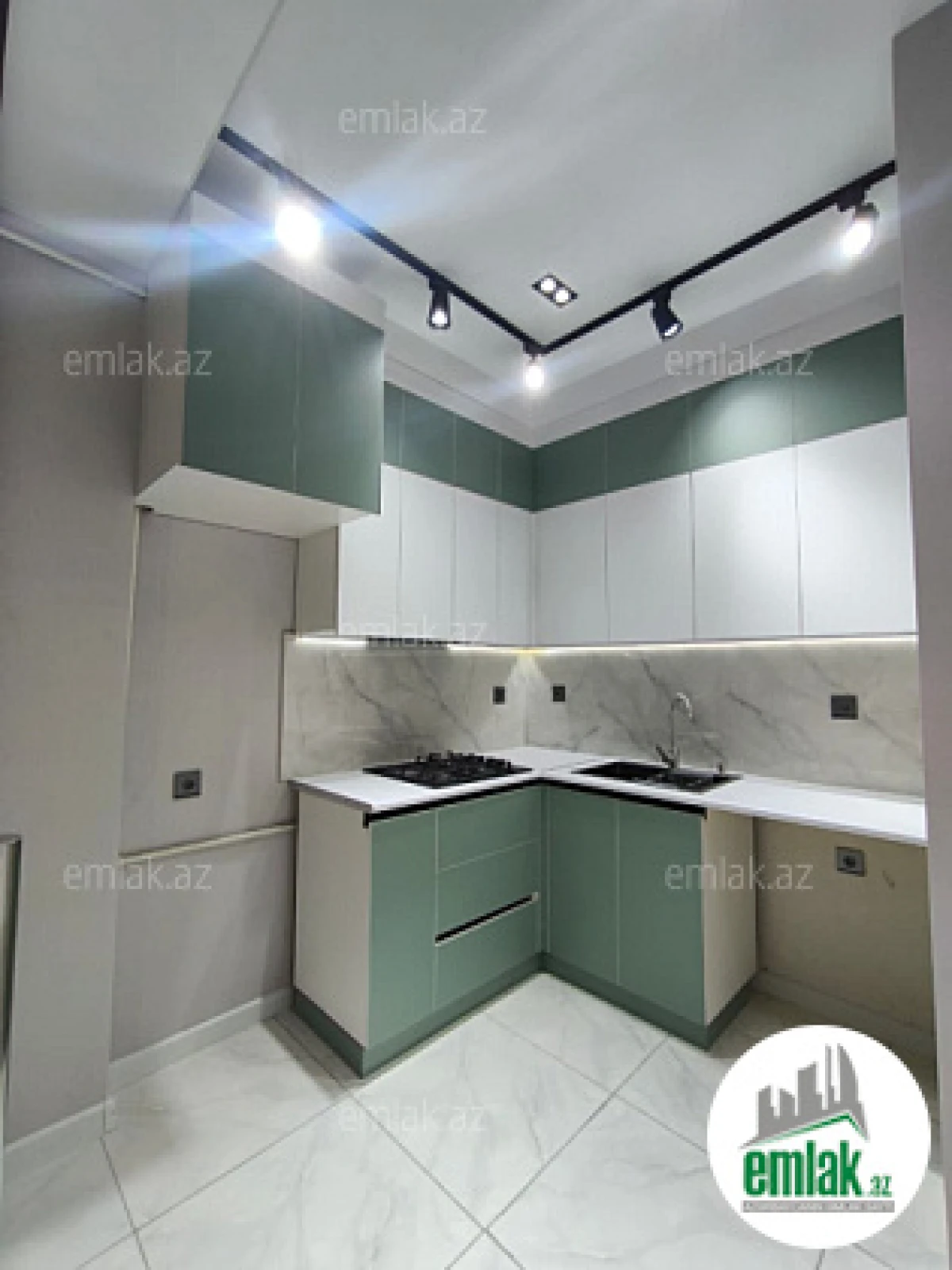 Satılır 3 otaqlı yeni tikili 87 m²