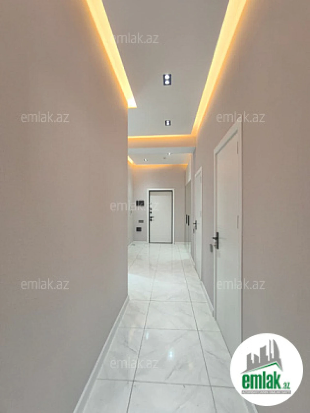 Satılır 3 otaqlı yeni tikili 87 m²