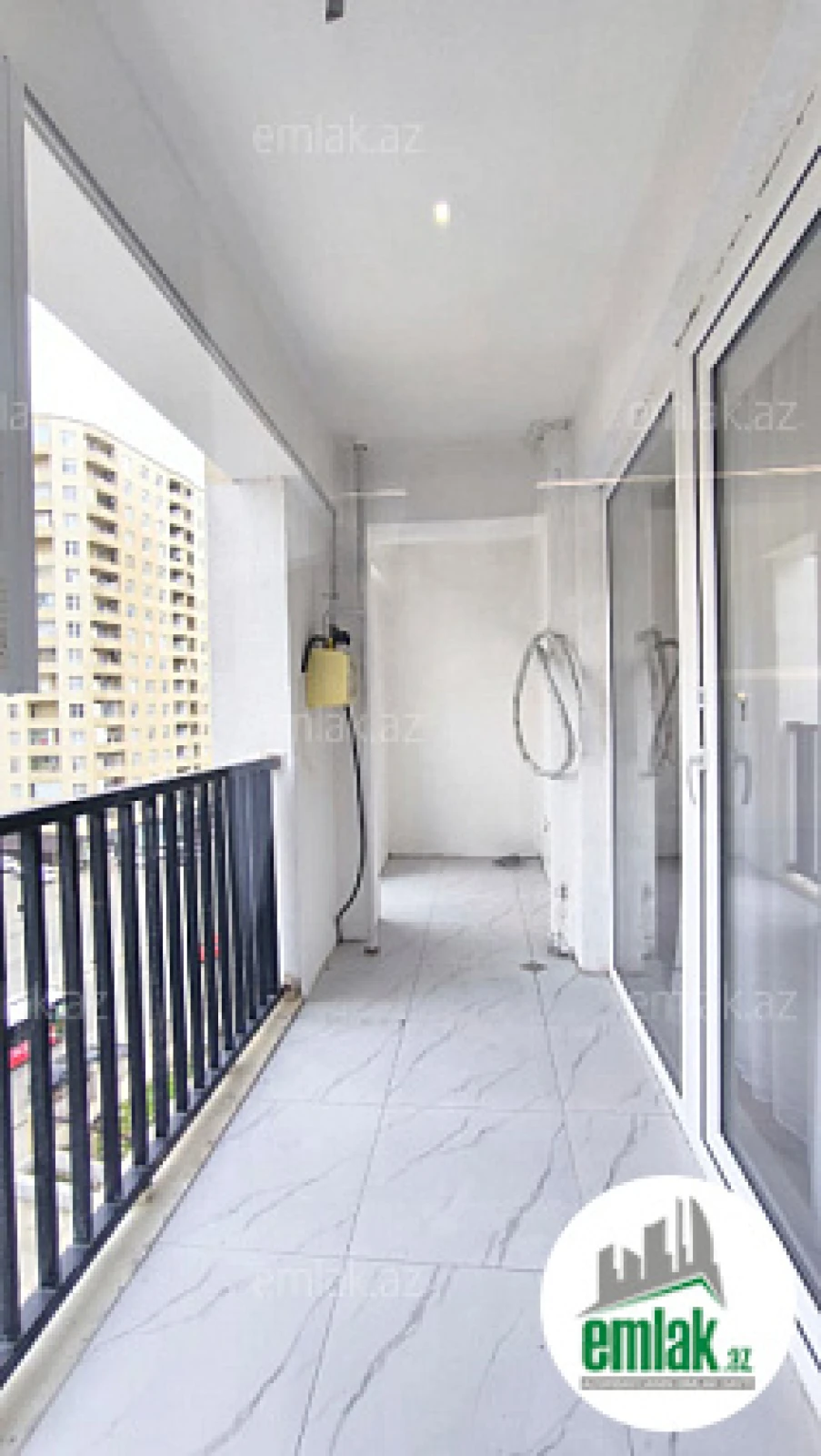 Satılır 3 otaqlı yeni tikili 128 m²