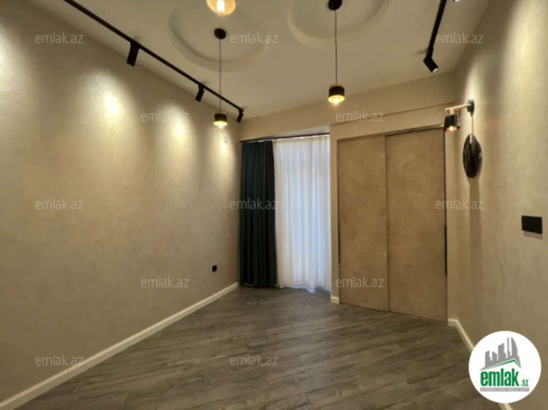 Satılır 3 otaqlı yeni tikili 150 m²