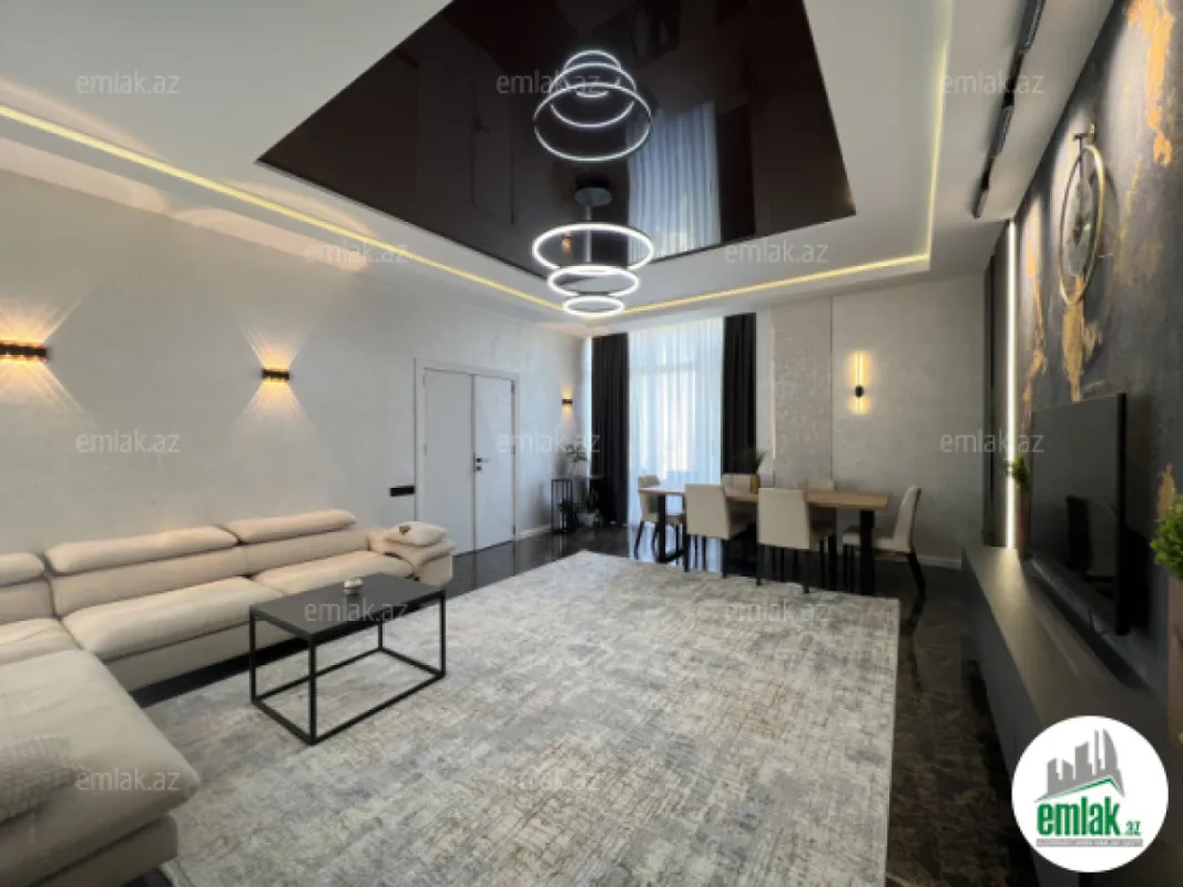 Satılır 3 otaqlı yeni tikili 150 m²