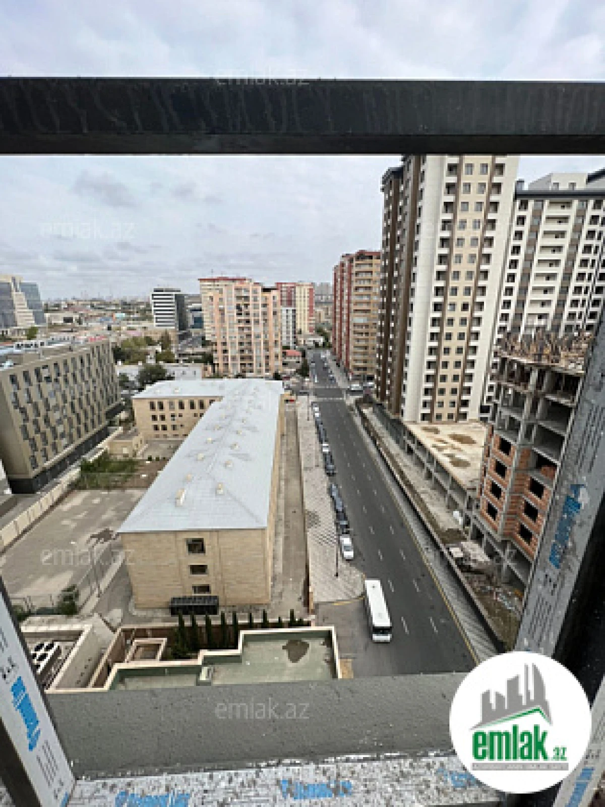 Satılır 4 otaqlı yeni tikili 186 m²
