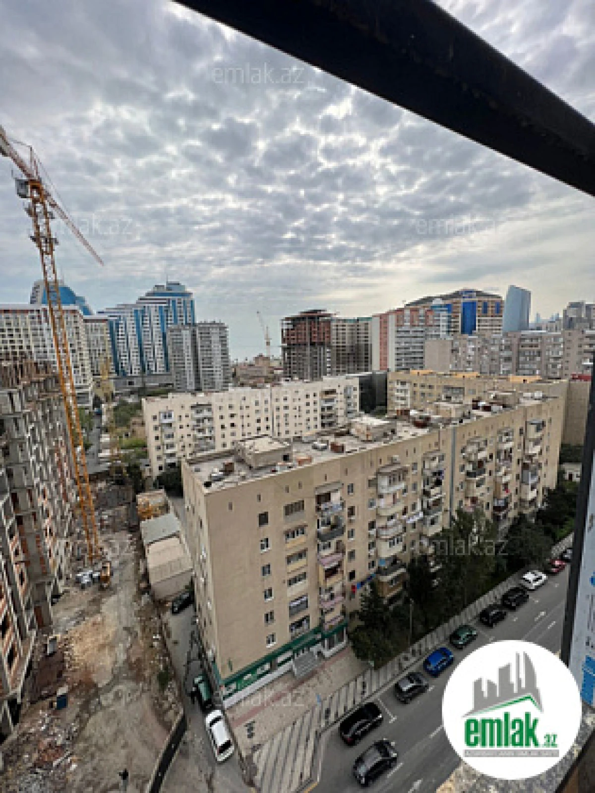 Satılır 4 otaqlı yeni tikili 186 m²