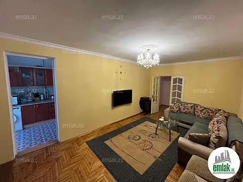 Satılır 3 otaqlı köhnə tikili 90 m² — Bakı 3 otaq 90.00 m²