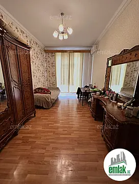 Satılır 2 otaqlı köhnə tikili 65 m² — Bakı 2 otaq 65.00 m²