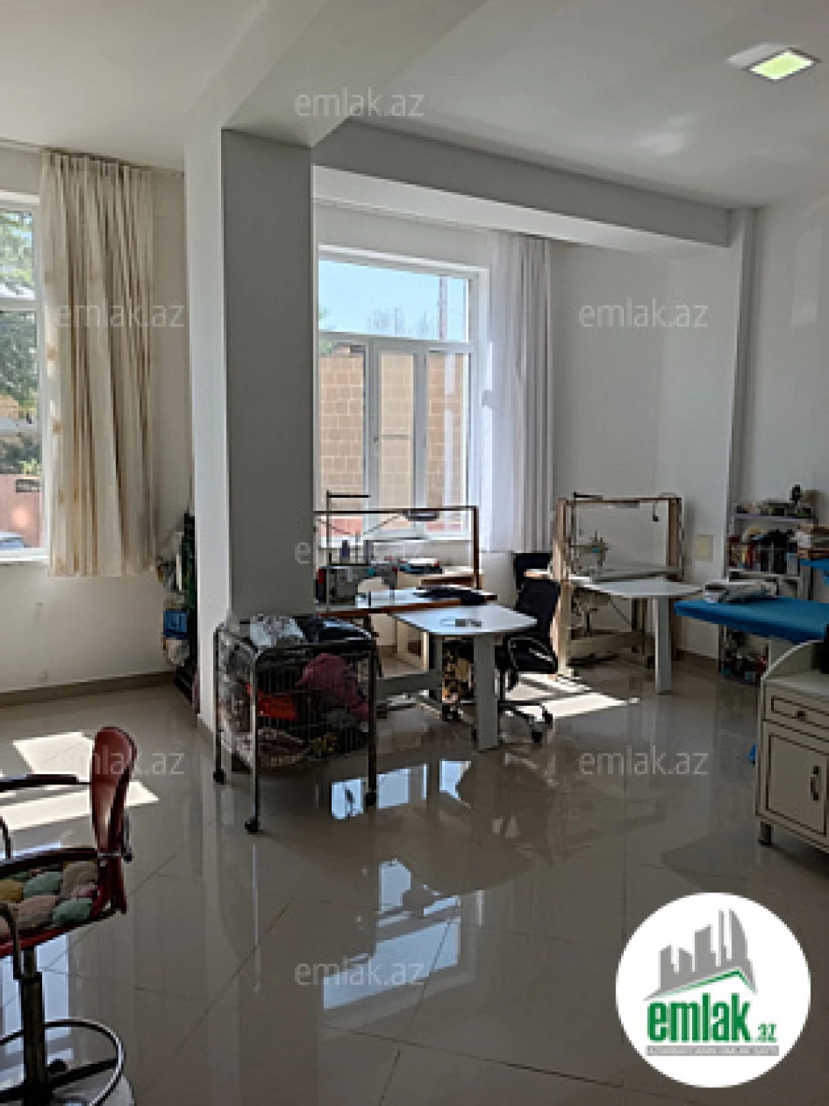 Satılır 1 otaqlı obyekt 165 m²
