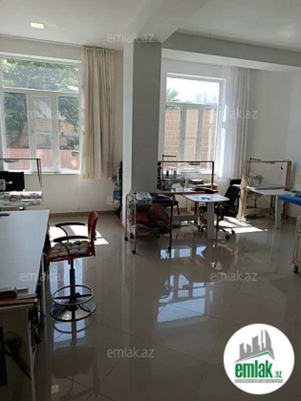 Satılır 1 otaqlı obyekt 165 m²