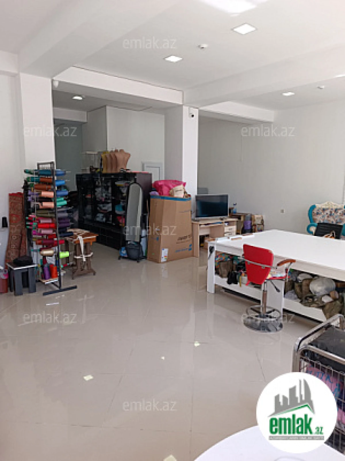 Satılır 1 otaqlı obyekt 165 m²