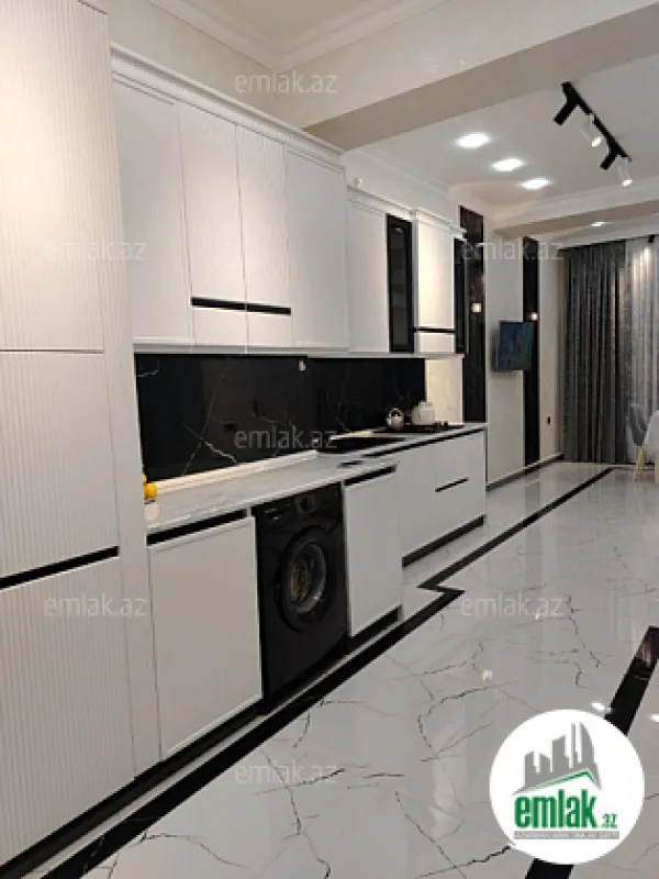 Satılır 3 otaqlı yeni tikili 98 m²