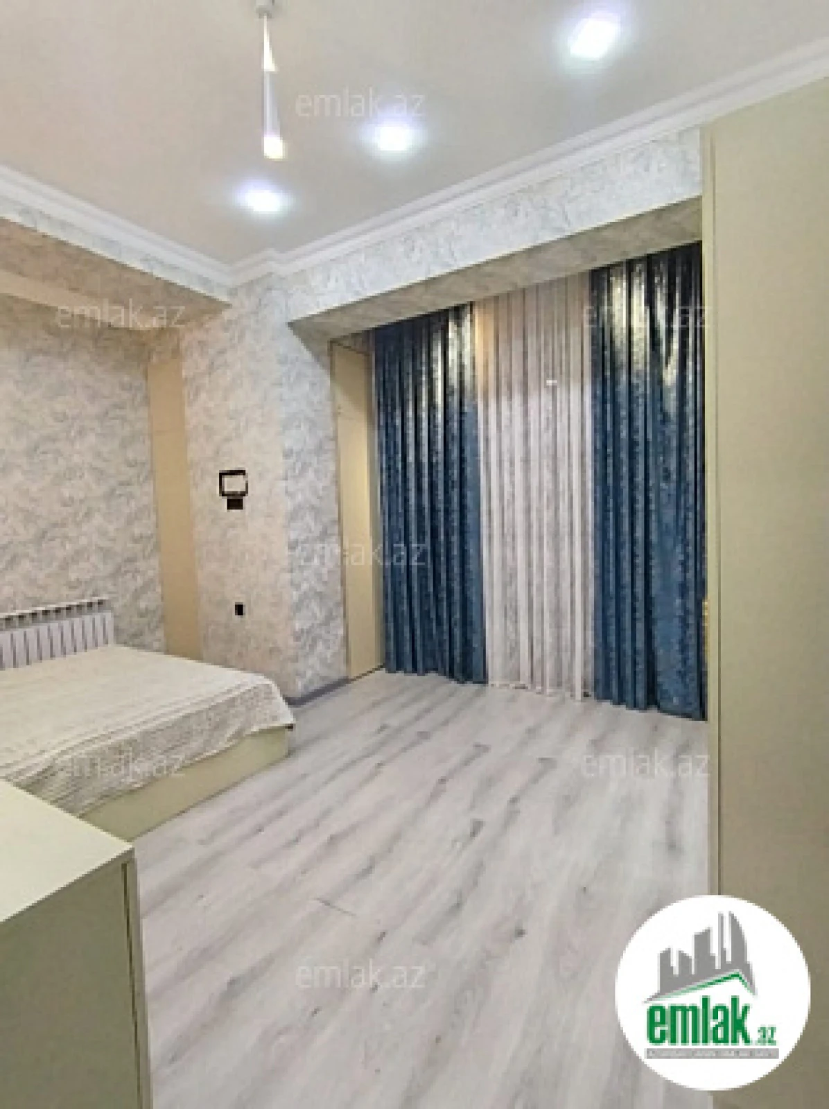 Satılır 3 otaqlı yeni tikili 98 m²
