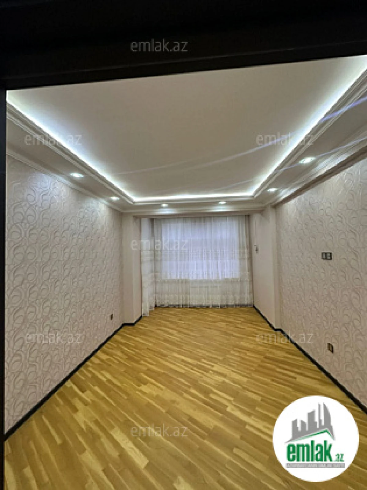 Satılır 3 otaqlı yeni tikili 125 m²