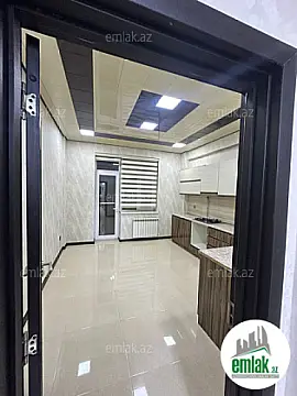 Satılır 3 otaqlı yeni tikili 125 m²
