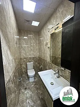 Satılır 3 otaqlı yeni tikili 125 m²