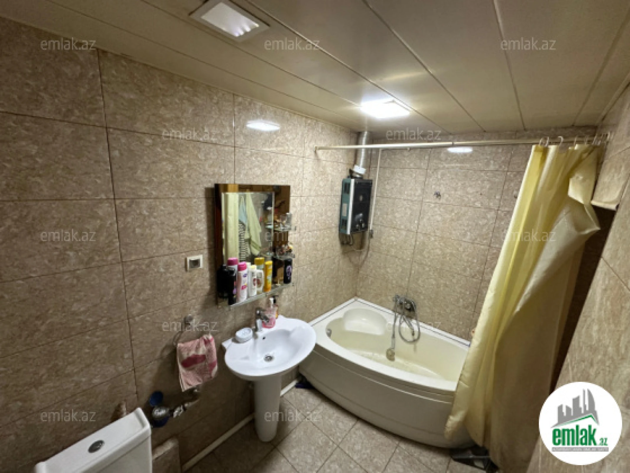 Satılır 2 otaqlı köhnə tikili 54.2 m²