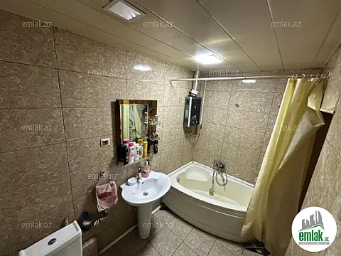 Satılır 2 otaqlı köhnə tikili 54.2 m²