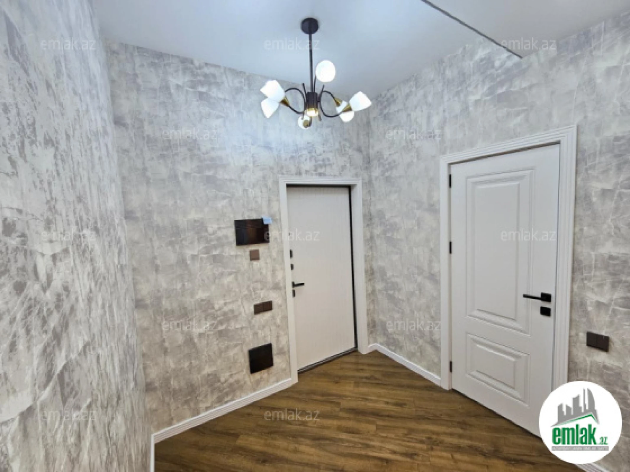 Satılır 2 otaqlı yeni tikili 65 m²