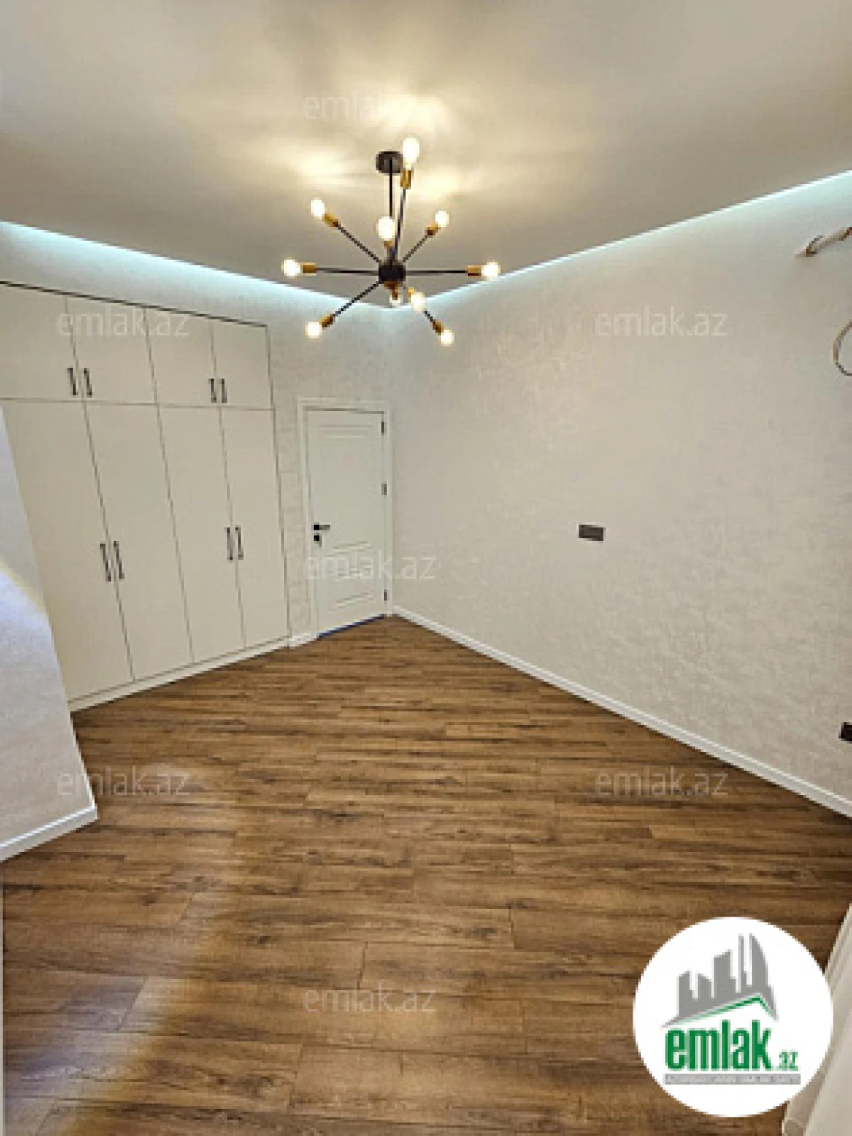 Satılır 2 otaqlı yeni tikili 65 m²