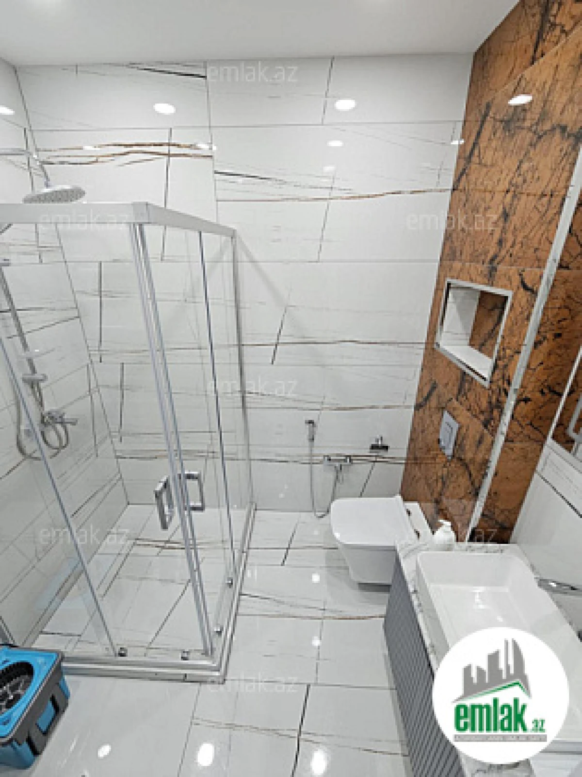 Satılır 2 otaqlı yeni tikili 65 m²