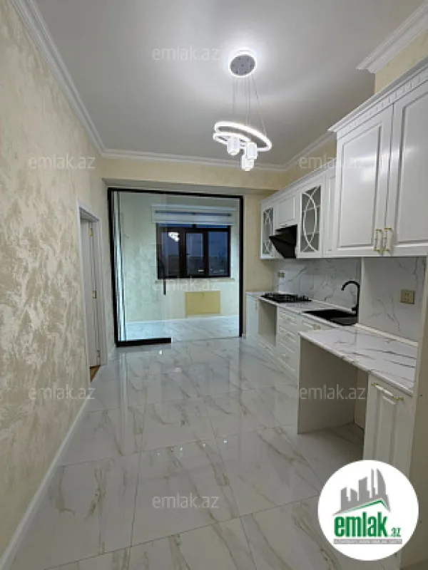 Satılır 3 otaqlı yeni tikili 80 m²