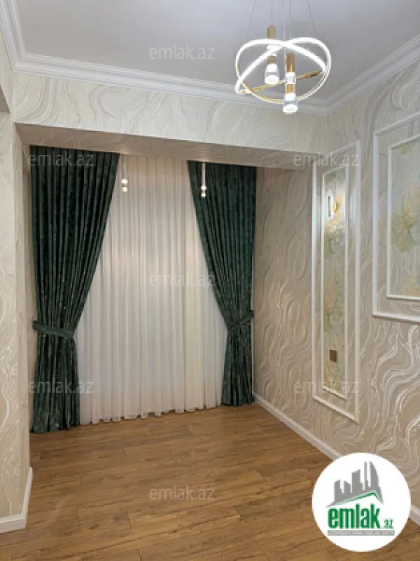 Satılır 3 otaqlı yeni tikili 80 m²