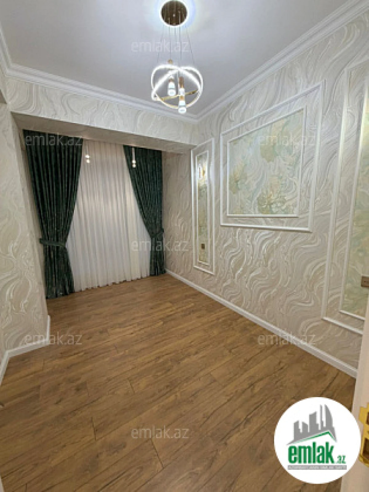 Satılır 3 otaqlı yeni tikili 80 m²