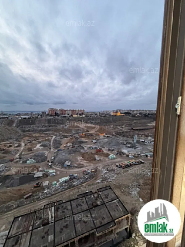 Satılır 3 otaqlı yeni tikili 80 m²